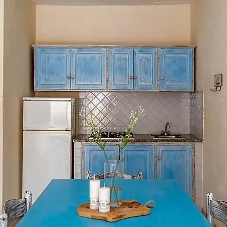 Fantastico Baia De Bahas One Bedroom Four Sleeps Child Num0884 Hotel Marinella (Sardinia)